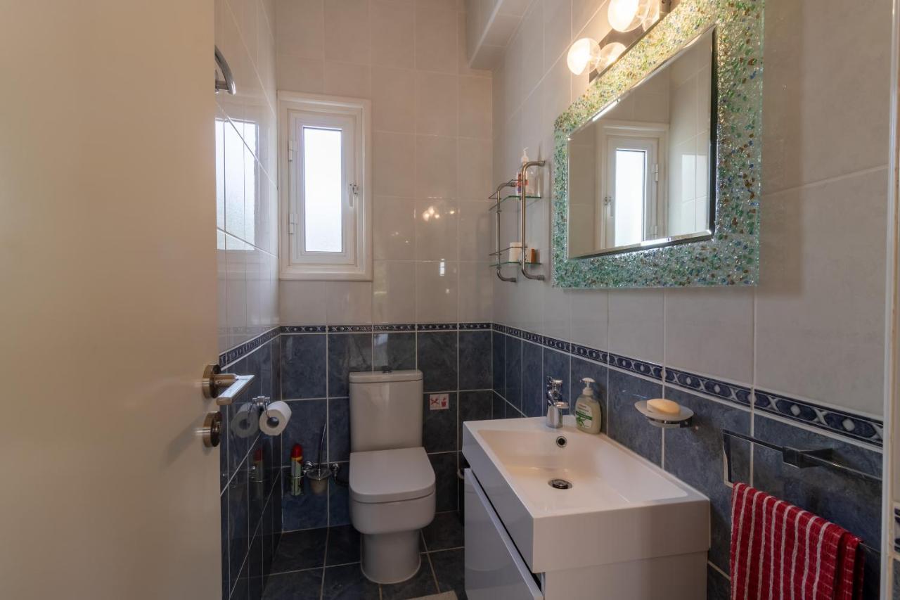 Sandy Beach Villa Полис Екстериор снимка