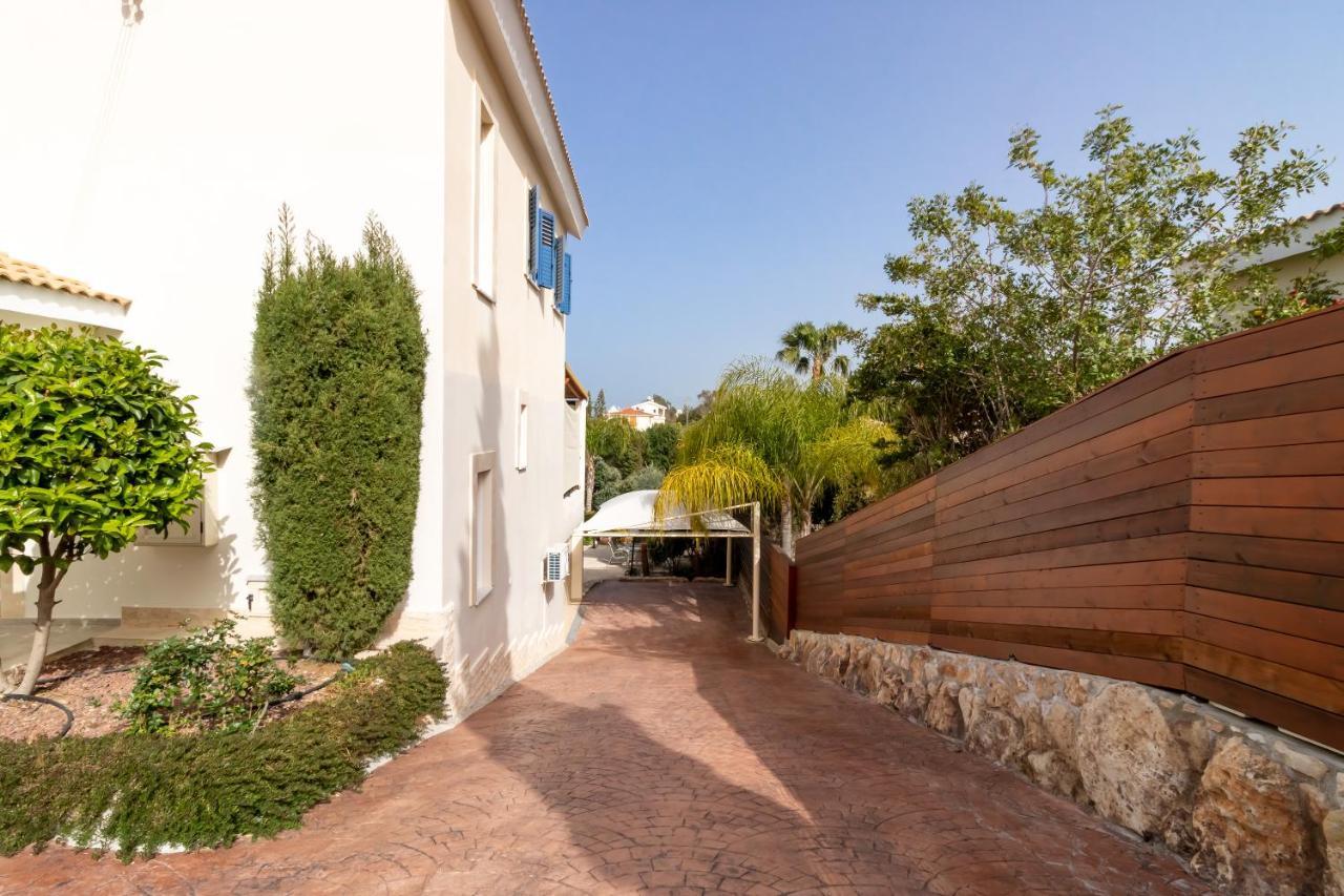 Sandy Beach Villa Полис Екстериор снимка