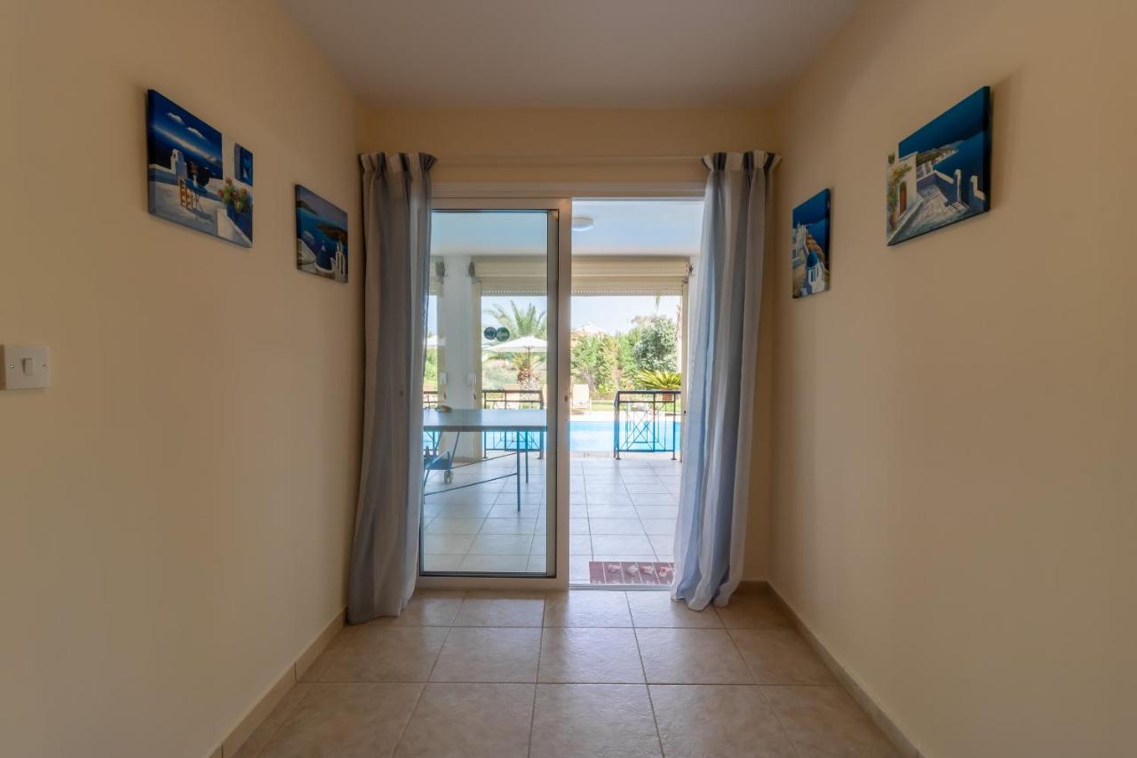 Sandy Beach Villa Полис Екстериор снимка