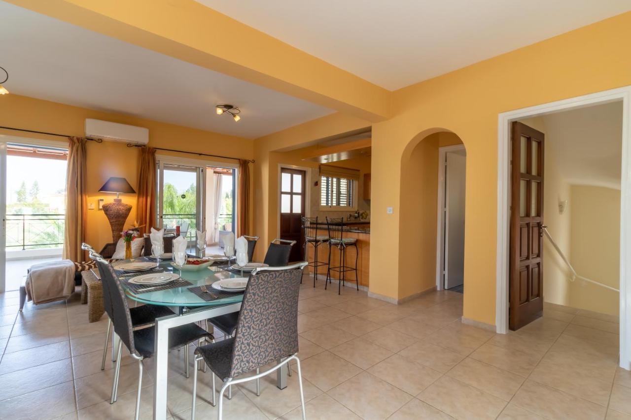 Sandy Beach Villa Полис Екстериор снимка