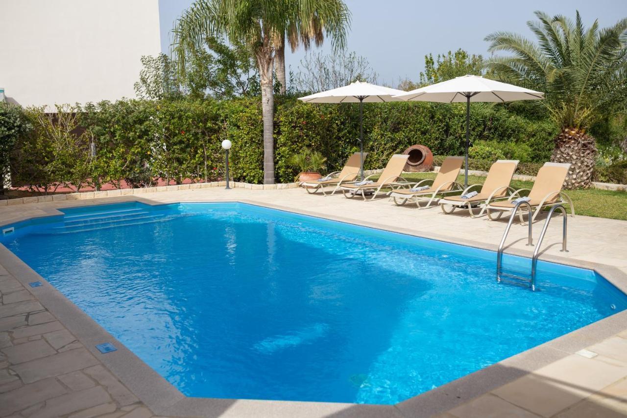 Sandy Beach Villa Полис Екстериор снимка