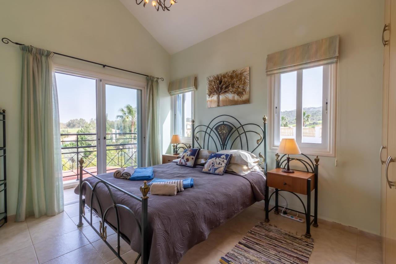 Sandy Beach Villa Полис Екстериор снимка