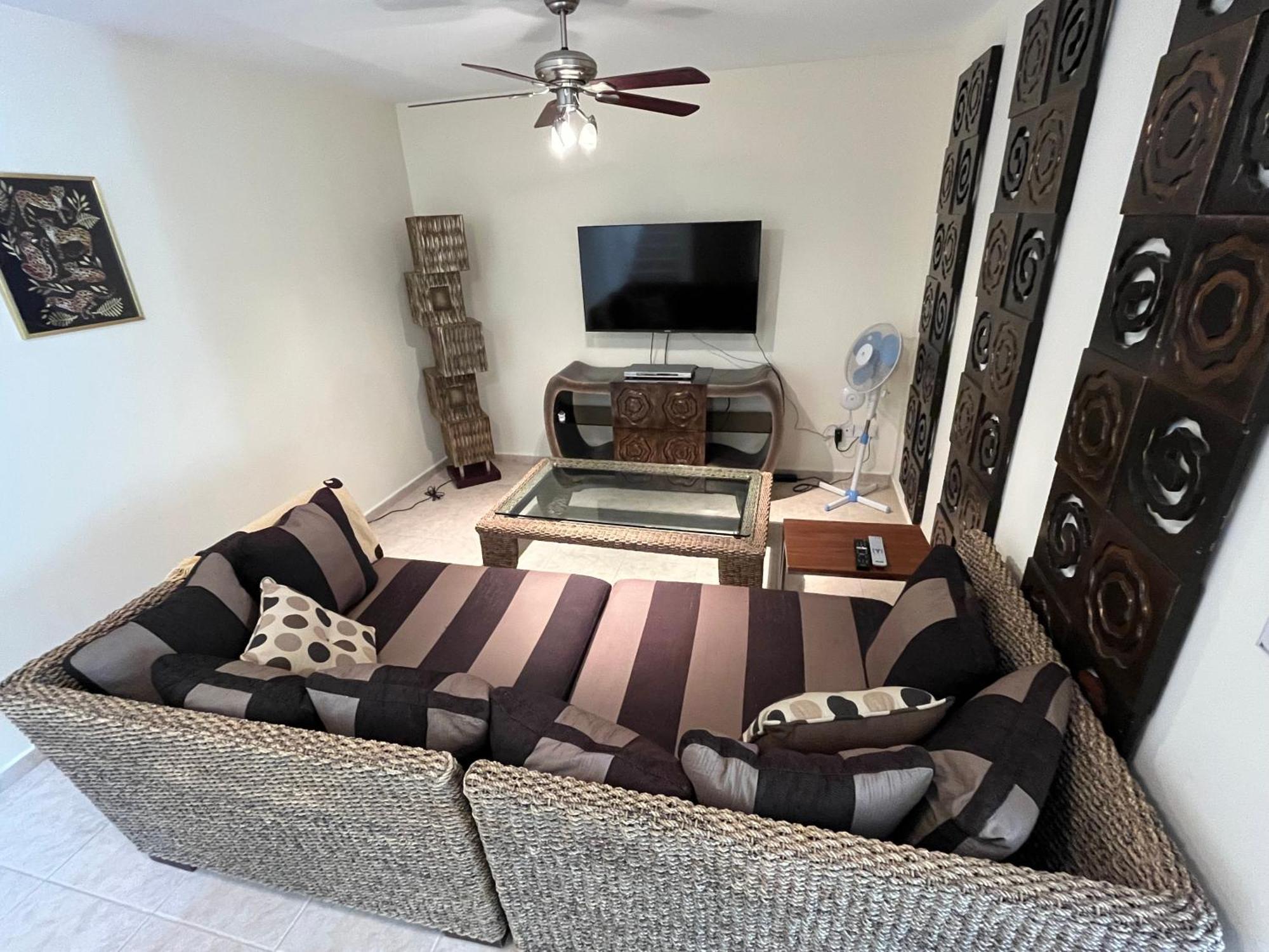 Sandy Beach Villa Полис Екстериор снимка