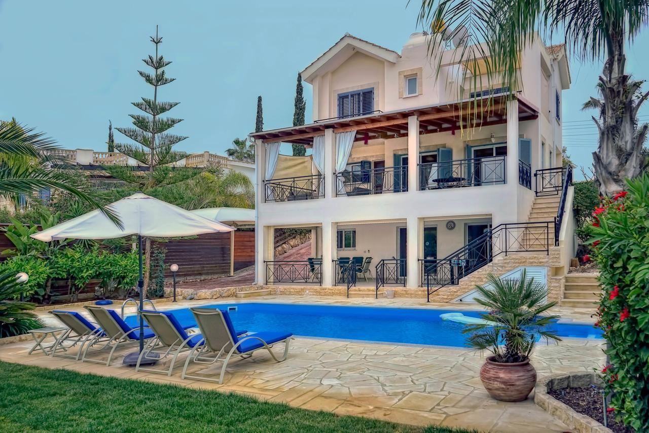 Sandy Beach Villa Полис Екстериор снимка